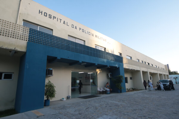 Foto da fachada do Hospital Central Coronel Pedro Germano